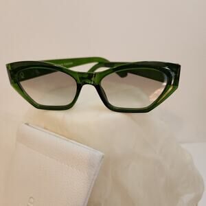 OWN THE TREND Trendy Sunglasses Green Vintage Retro Cateye Y2K Fashion